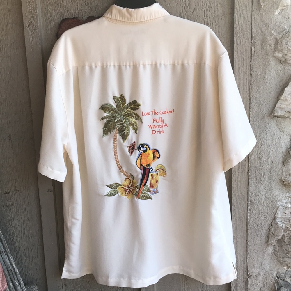 Caribbean Casual Button-Up Shirt with Parrot Design - Men